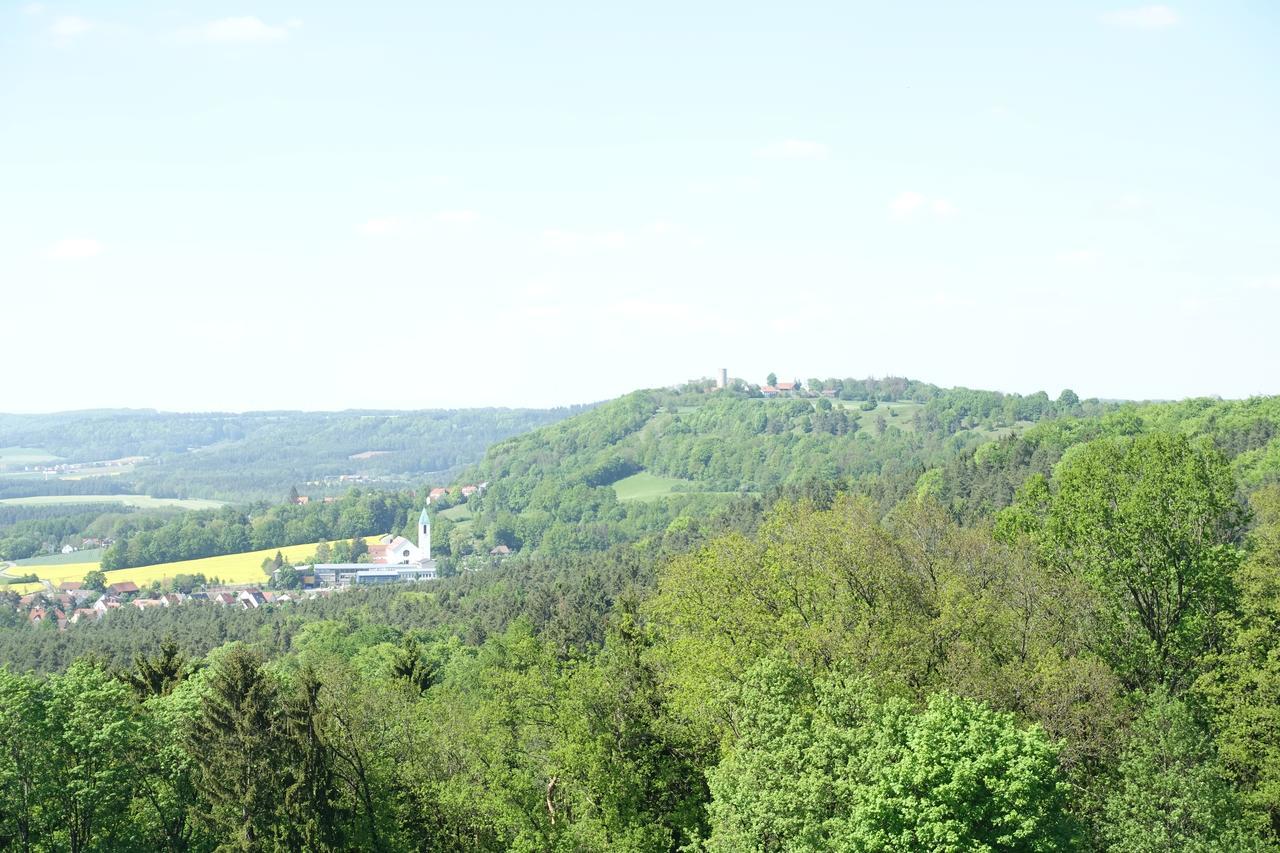 Hotel Gasthof Schoenblick Neumarkt in der Oberpfalz Zewnętrze zdjęcie